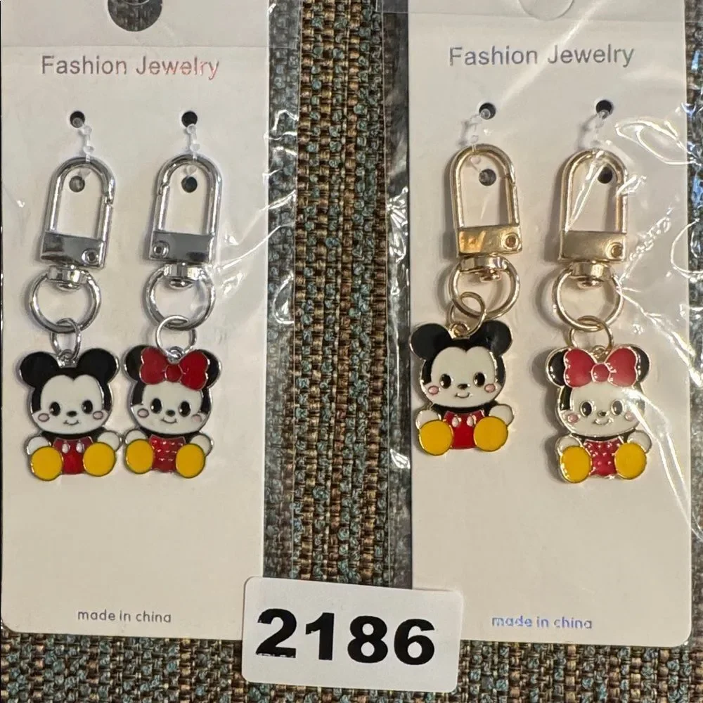 2177 Micky & Minnie Mouse‎ Zipper Pull & Bag Charm